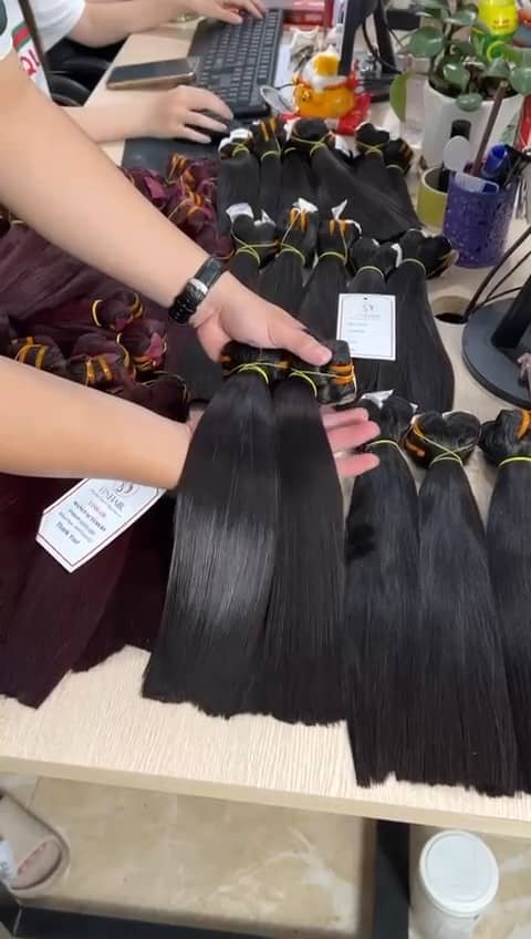 Black Hair: Natural Straight Bundle